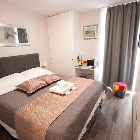 Calm Apartment & Room Zadar Extérieur photo