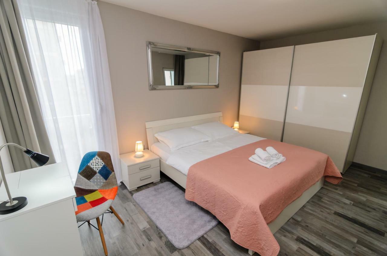 Calm Apartment & Room Zadar Extérieur photo