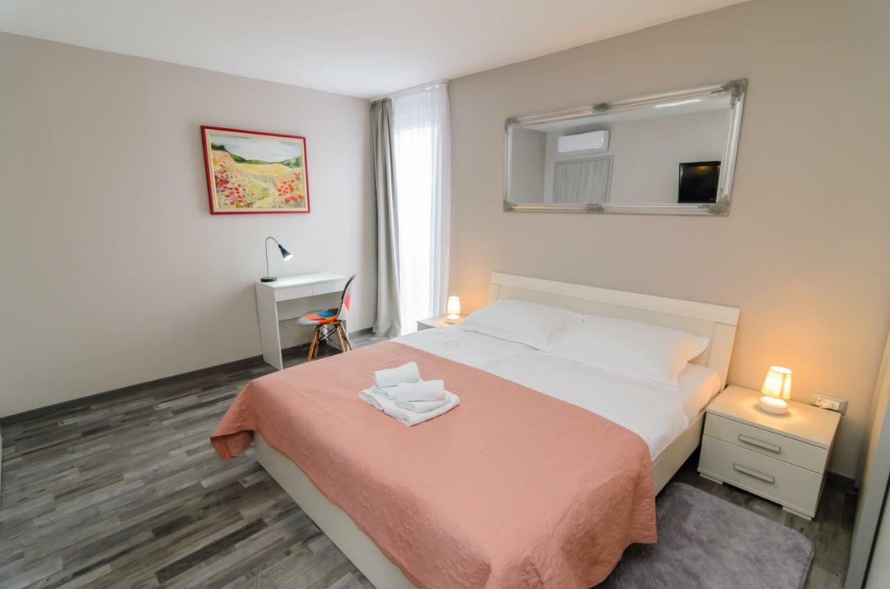Calm Apartment & Room Zadar Extérieur photo